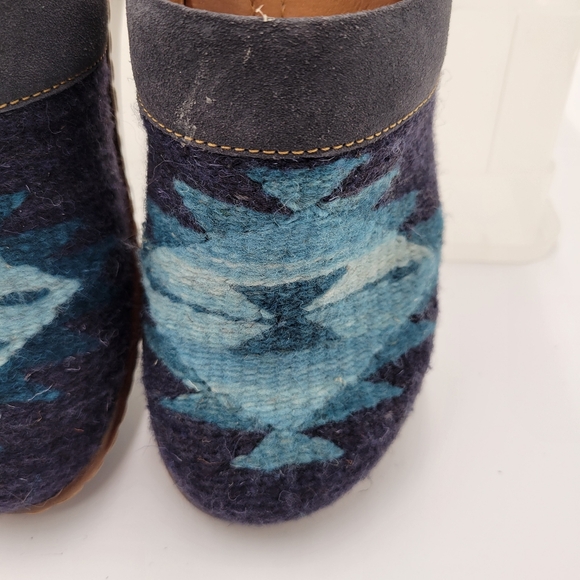 Womans Born Bandy Southwest Blanket Clog Blues Size 6 Leather/Fabric - Picture 3 of 11